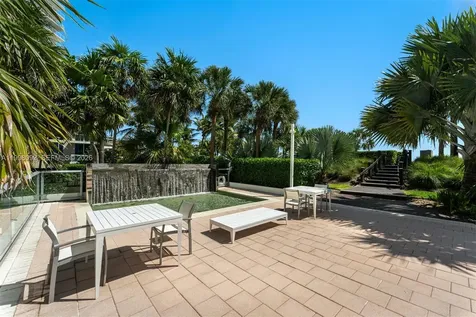 3739 Collins Avenue Miami Beach FL 33140