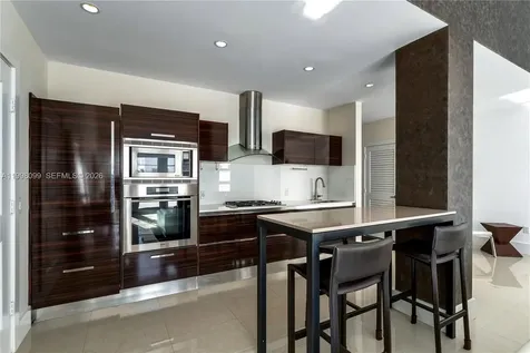 3739 Collins Avenue Miami Beach FL 33140