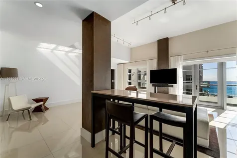3739 Collins Avenue Miami Beach FL 33140