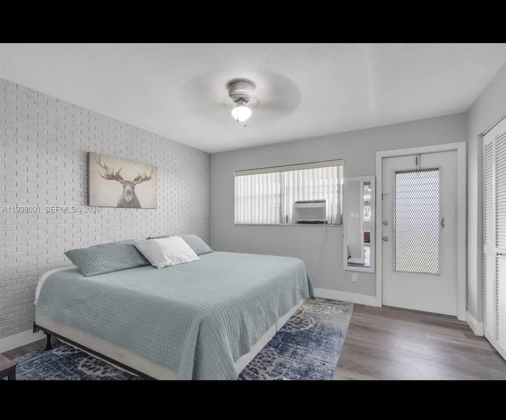 2111 NE 56th Street Fort Lauderdale FL 33308