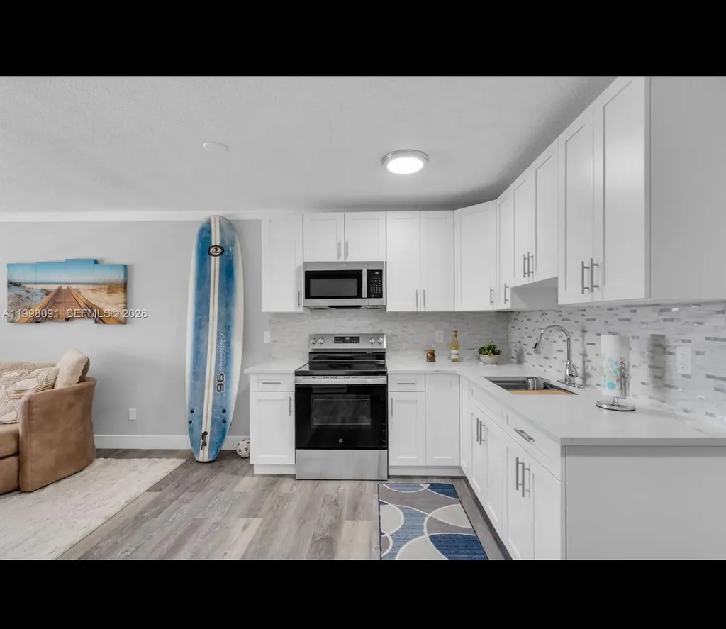 2111 NE 56th Street Fort Lauderdale FL 33308