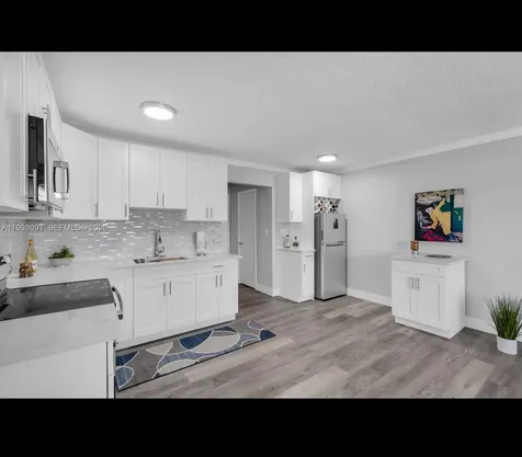 2111 NE 56th Street Fort Lauderdale FL 33308