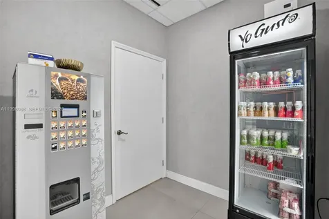 Beauty Salon For Sale In Hialeah Hialeah FL 33015