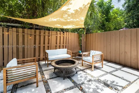 20 SE 13th Terrace Dania Beach FL 33004