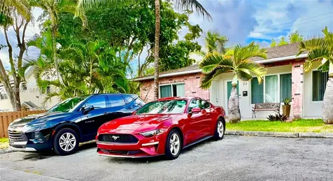 20 SE 13th Terrace Dania Beach FL 33004
