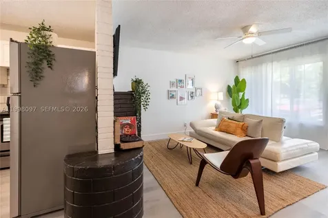 20 SE 13th Terrace Dania Beach FL 33004
