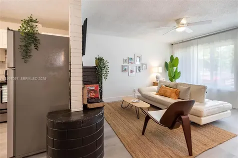 20 SE 13th Terrace Dania Beach FL 33004