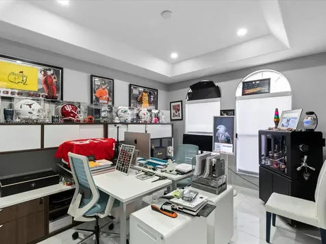 10872 NW 51st Lane Doral FL 33178