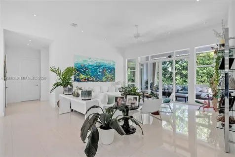 435 Hampton Lane Key Biscayne FL 33149