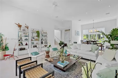 435 Hampton Lane Key Biscayne FL 33149