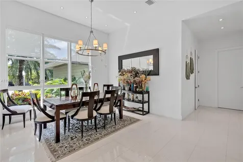 435 Hampton Lane Key Biscayne FL 33149