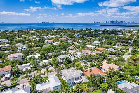 435 Hampton Lane Key Biscayne FL 33149