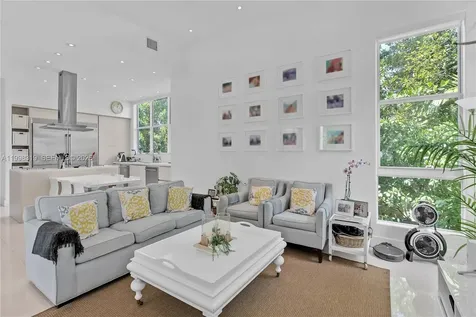 435 Hampton Lane Key Biscayne FL 33149