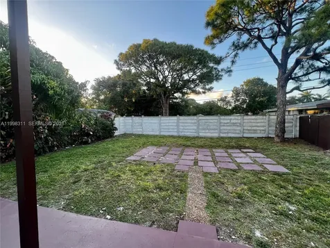 1715 NW 180th Terrace Miami Gardens FL 33056