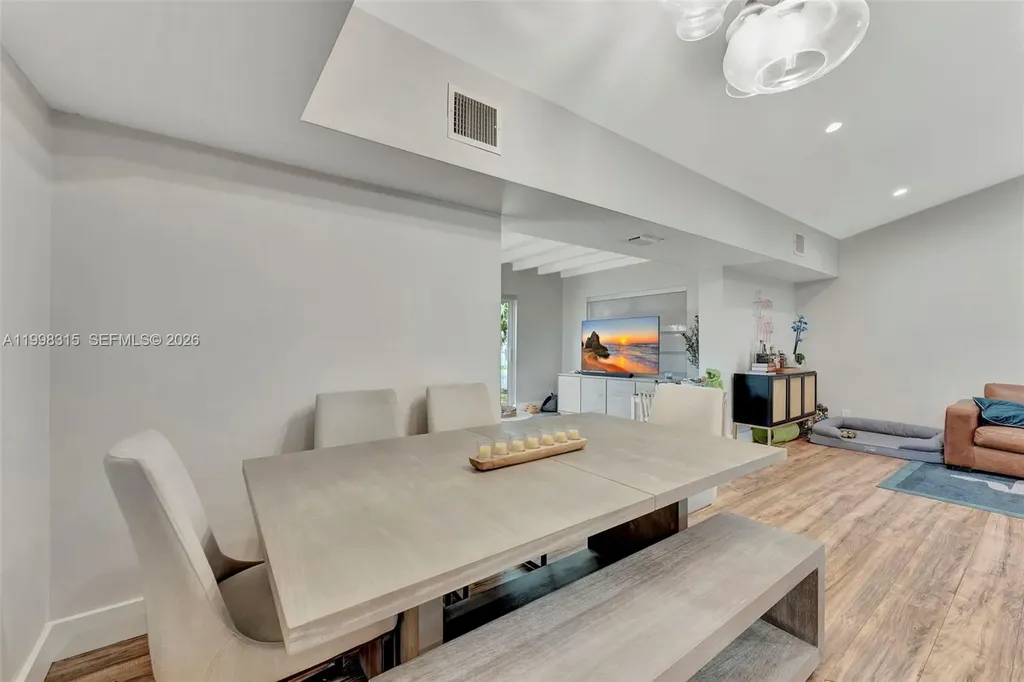 3043 Hayes Street Hollywood FL 33021