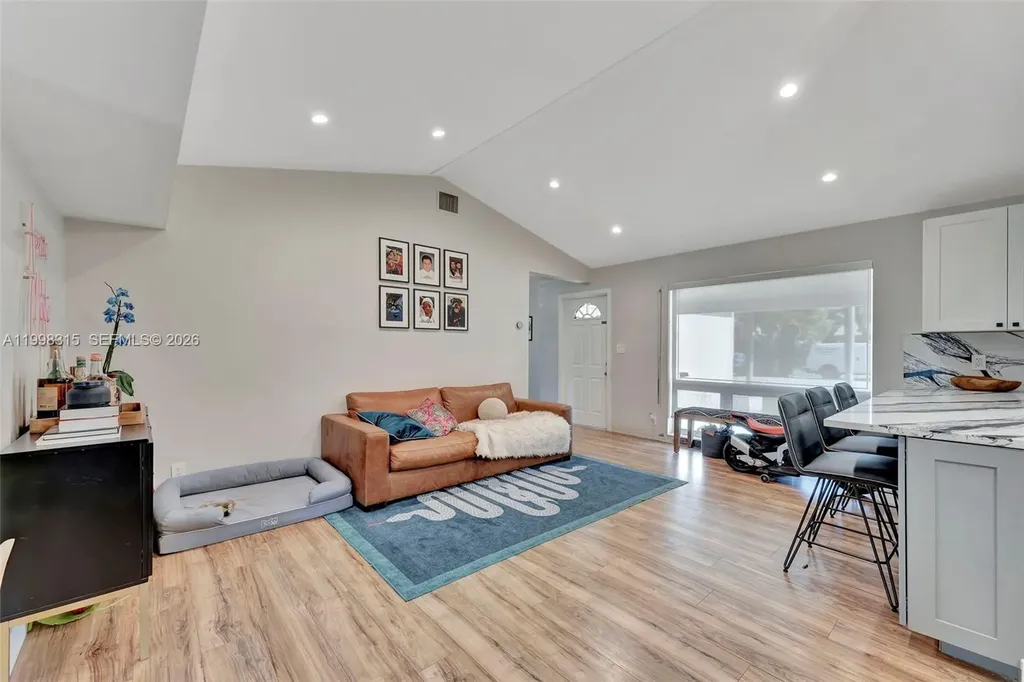 3043 Hayes Street Hollywood FL 33021