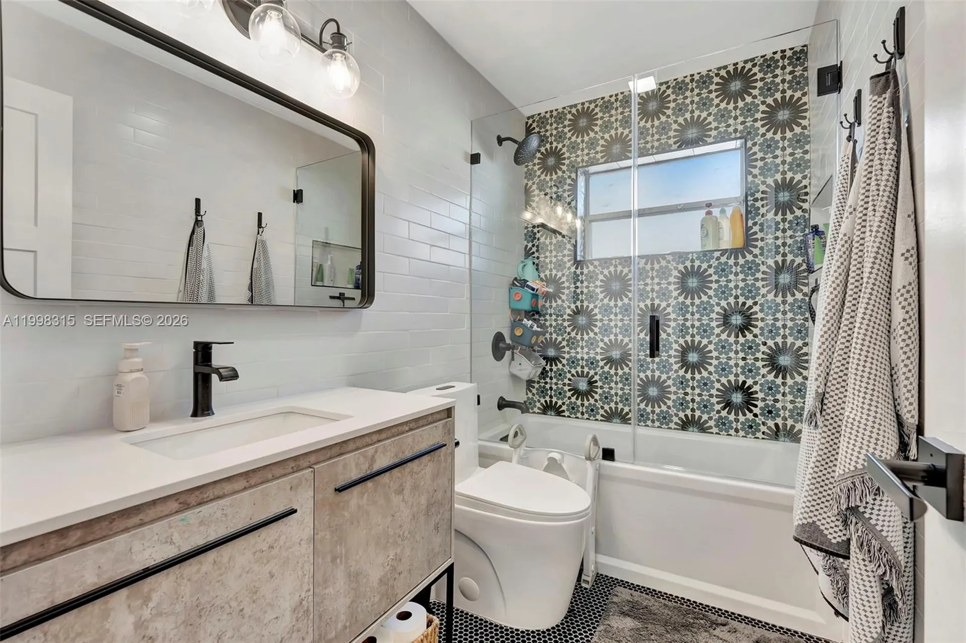 3043 Hayes Street Hollywood FL 33021