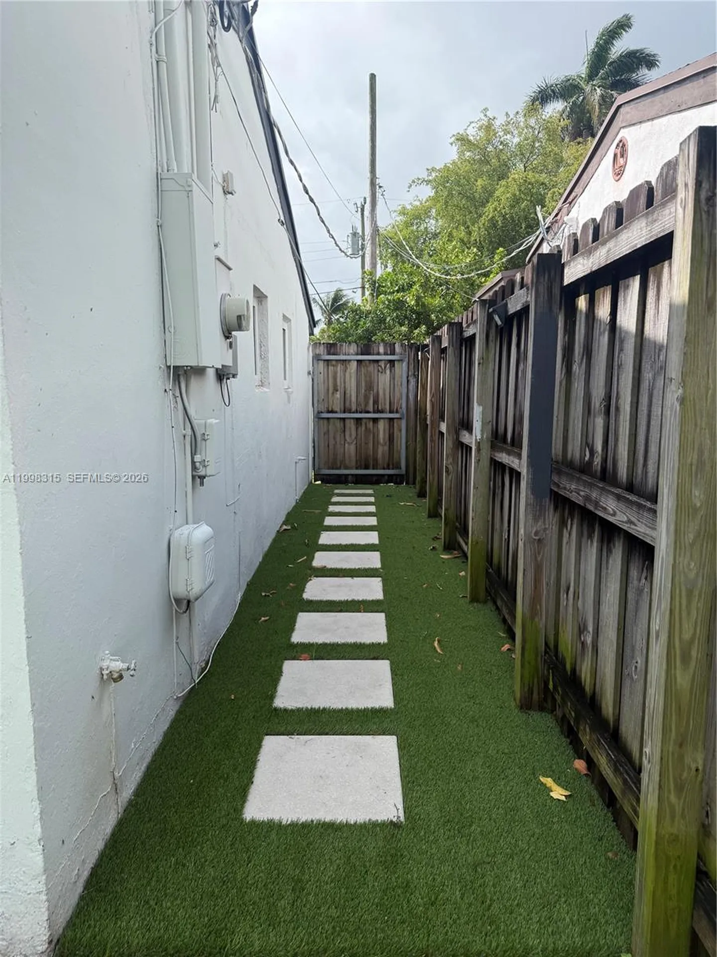 3043 Hayes Street Hollywood FL 33021