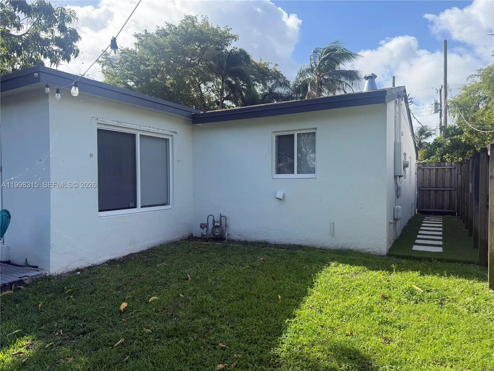 3043 Hayes Street Hollywood FL 33021