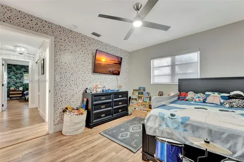 3043 Hayes Street Hollywood FL 33021