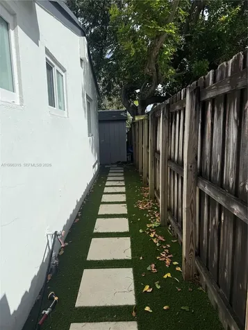 3043 Hayes Street Hollywood FL 33021