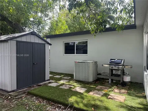 3043 Hayes Street Hollywood FL 33021