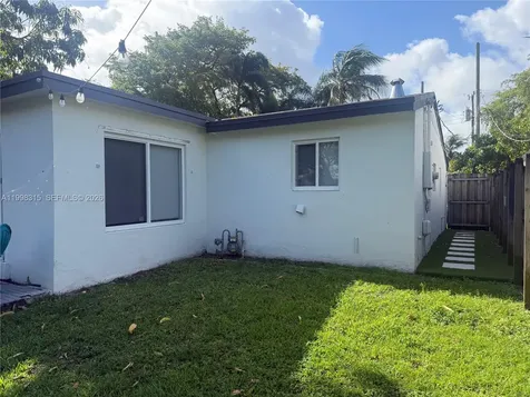 3043 Hayes Street Hollywood FL 33021