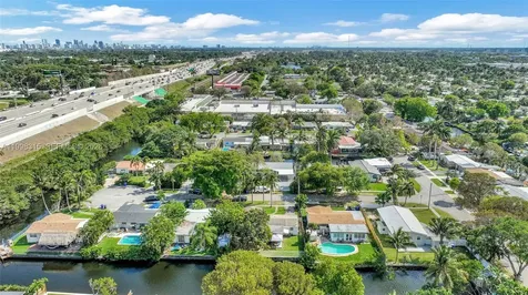 3043 Hayes Street Hollywood FL 33021