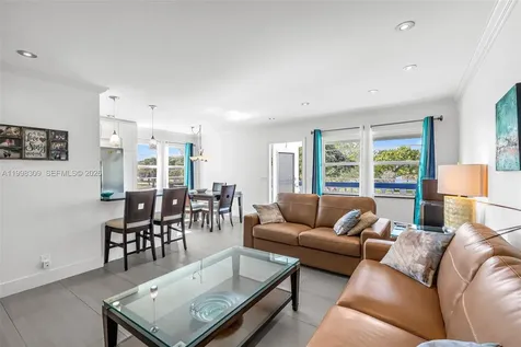 121 Prescott F Deerfield Beach FL 33442