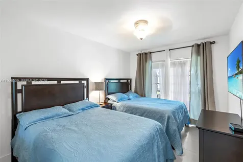 121 Prescott F Deerfield Beach FL 33442