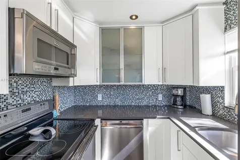 121 Prescott F Deerfield Beach FL 33442