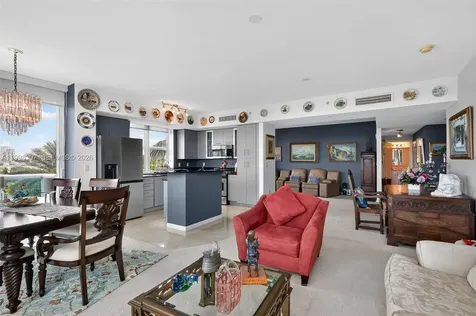 7910 Harbor Island Drive North Bay Village FL 33141