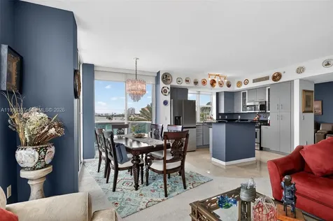 7910 Harbor Island Drive North Bay Village FL 33141