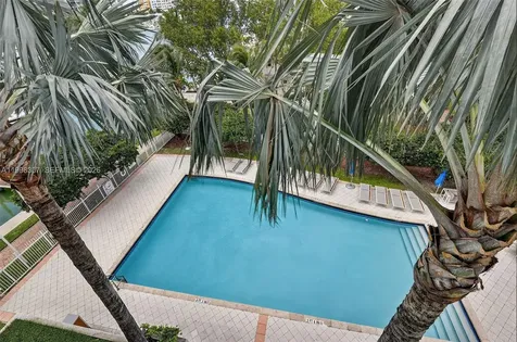 7910 Harbor Island Drive North Bay Village FL 33141