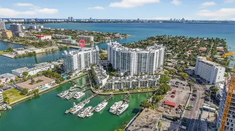 7910 Harbor Island Drive North Bay Village FL 33141