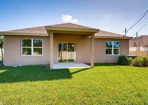 1109 Colonnade Palm Bay FL 32909