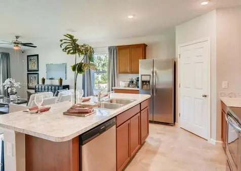 1109 Colonnade Palm Bay FL 32909