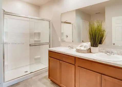 1109 Colonnade Palm Bay FL 32909
