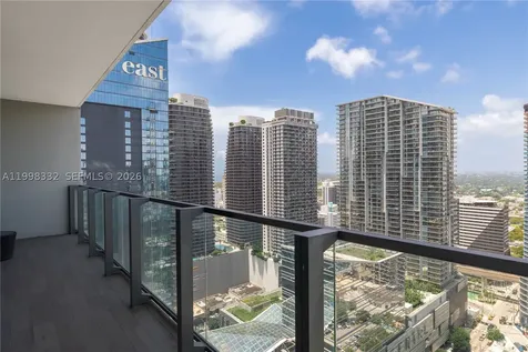 68 SE 6th Street Miami FL 33131