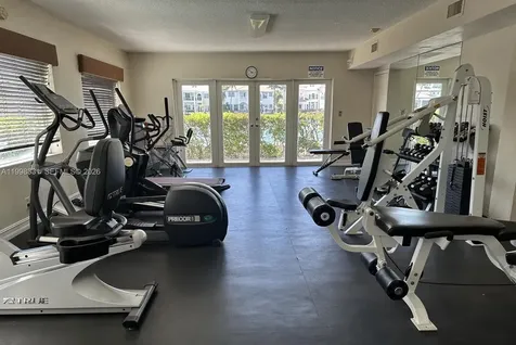 2600 S Ocean Drive Hollywood FL 33019