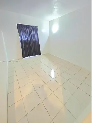 712 SE 8th Street Cape Coral FL 33990