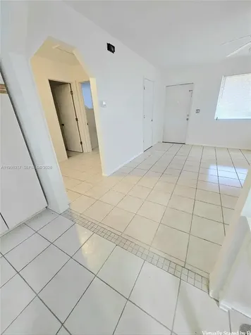 712 SE 8th Street Cape Coral FL 33990