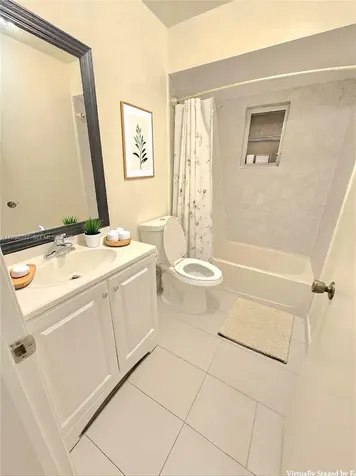 712 SE 8th Street Cape Coral FL 33990