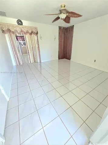 712 SE 8th Street Cape Coral FL 33990