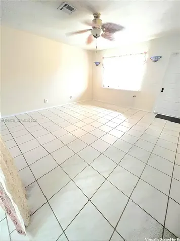 712 SE 8th Street Cape Coral FL 33990