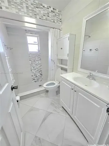 712 SE 8th Street Cape Coral FL 33990