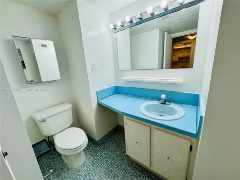 18011 Biscayne Boulevard Aventura FL 33160