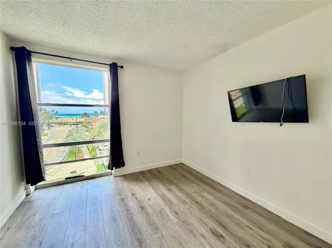 17560 Atlantic Boulevard Sunny Isles Beach FL 33160