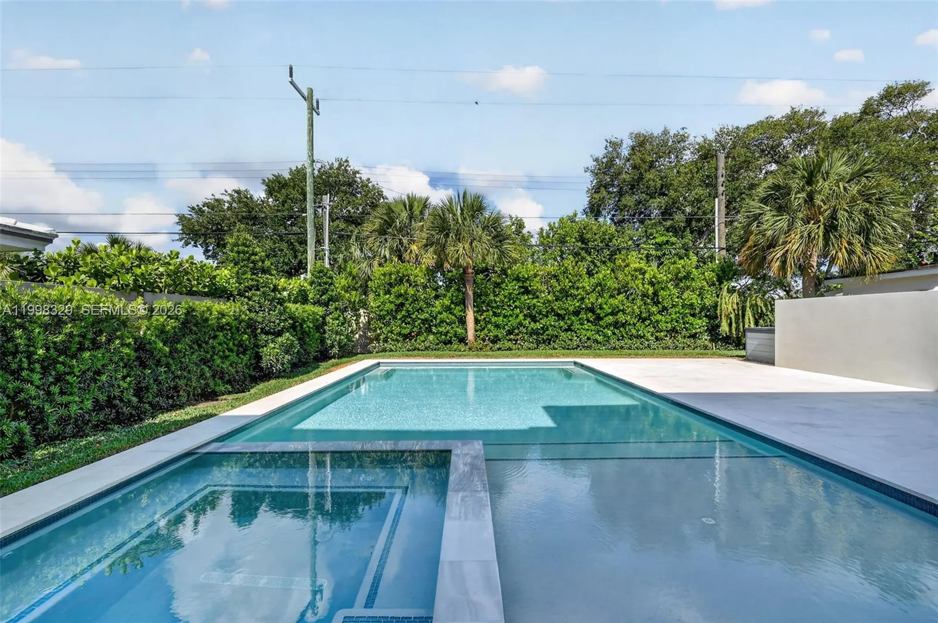 1017 S Palmway Lake Worth FL 33460
