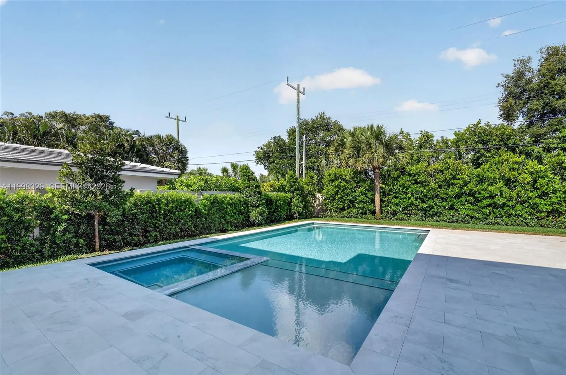 1017 S Palmway Lake Worth FL 33460